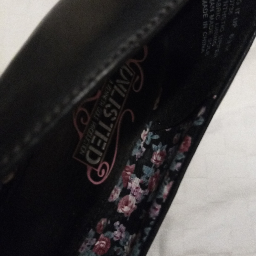 580) women's shoes. Unlimited. Kenneth Cole production - Picture 6 of 7